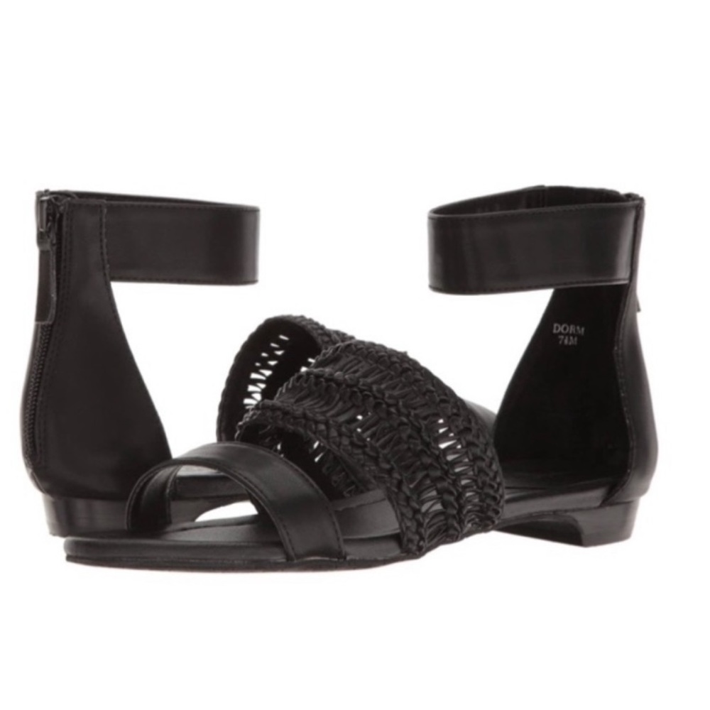 TAHARI SHOES